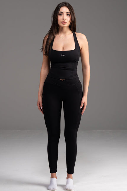 Soft Active V-Waist Pockets Legging in Black